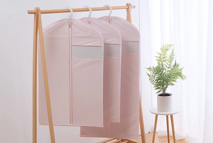 Housse de protection pour vêtements – Vestales Housse de protection pour vêtements – Vestales